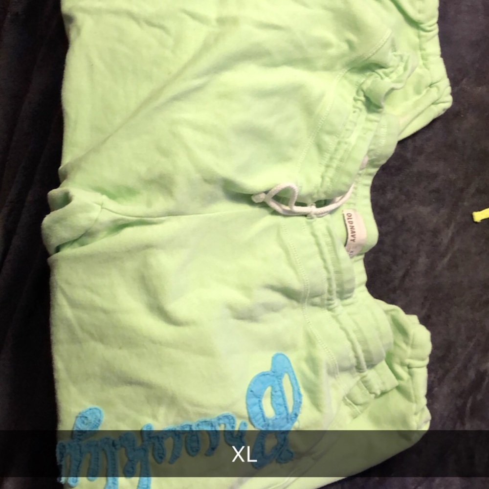 $2 clothes - Picture 6 of 8